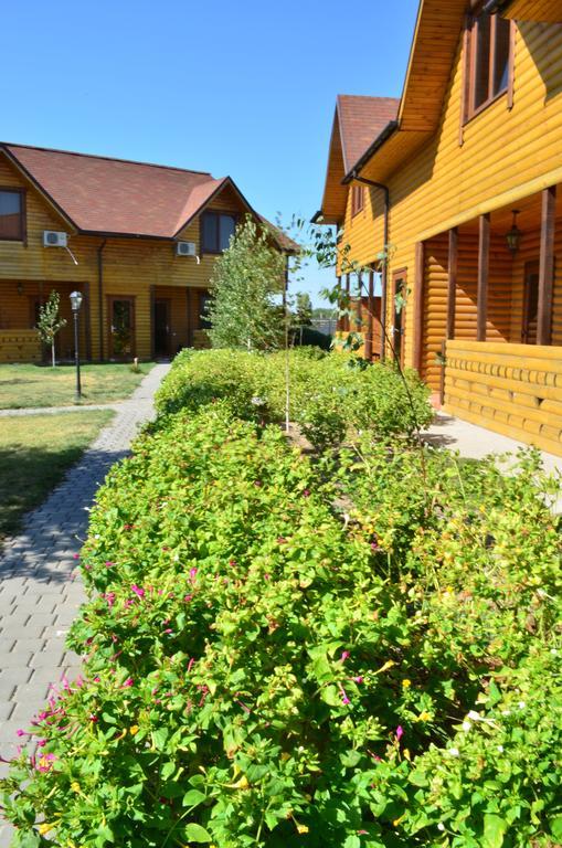 Panska Hata Hotel Nyzhnya Khortytsya Екстериор снимка