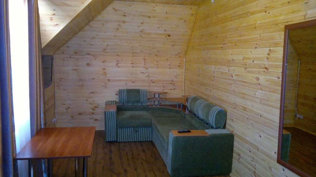 Panska Hata Hotel Nyzhnya Khortytsya Стая снимка