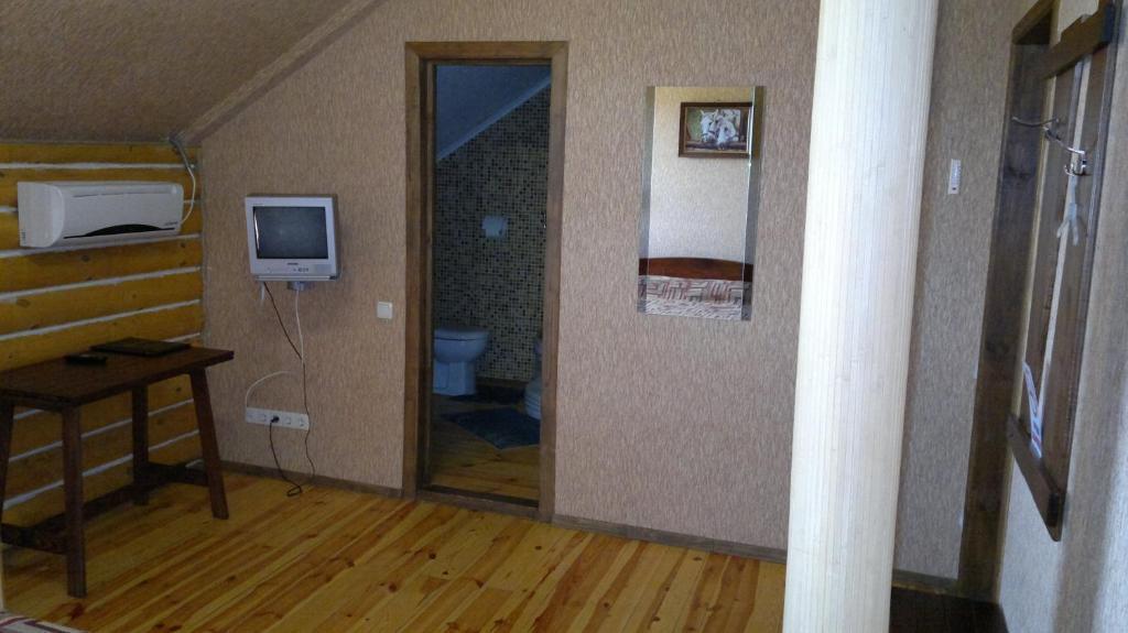 Panska Hata Hotel Nyzhnya Khortytsya Стая снимка