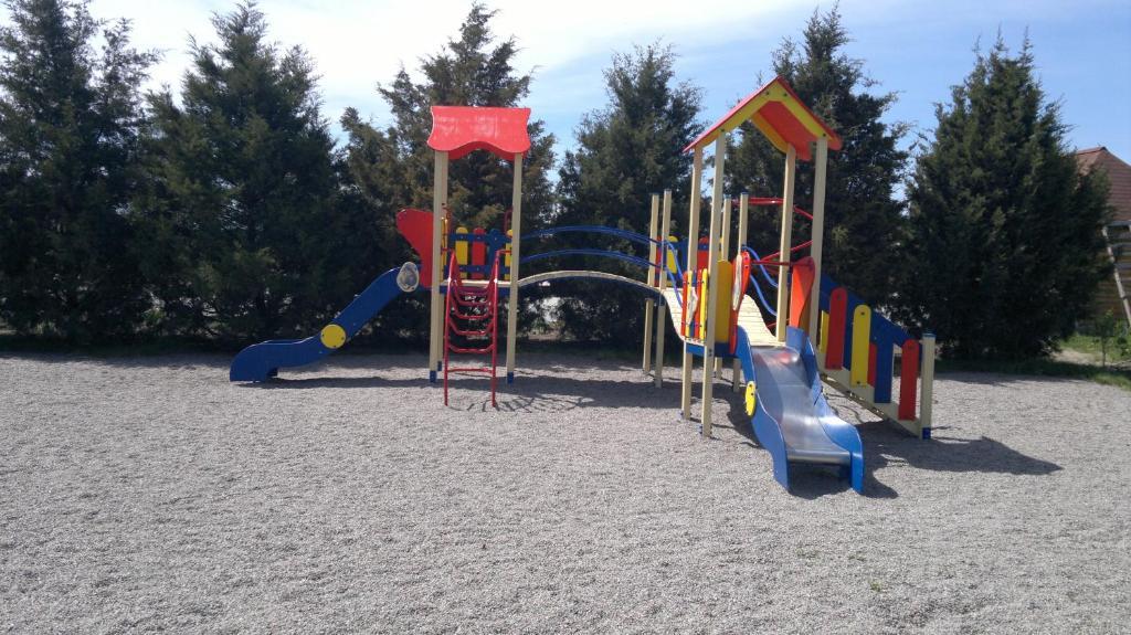 Panska Hata Hotel Nyzhnya Khortytsya Екстериор снимка